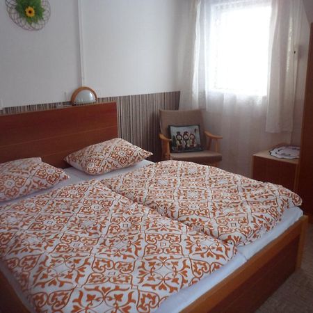 Pension Mikulka Mikulov v Krusnych Horach Экстерьер фото