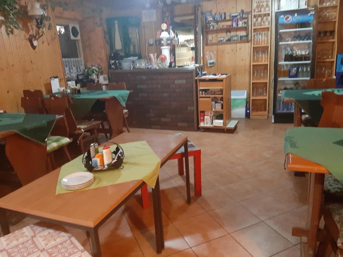Pension Mikulka Mikulov v Krusnych Horach Экстерьер фото