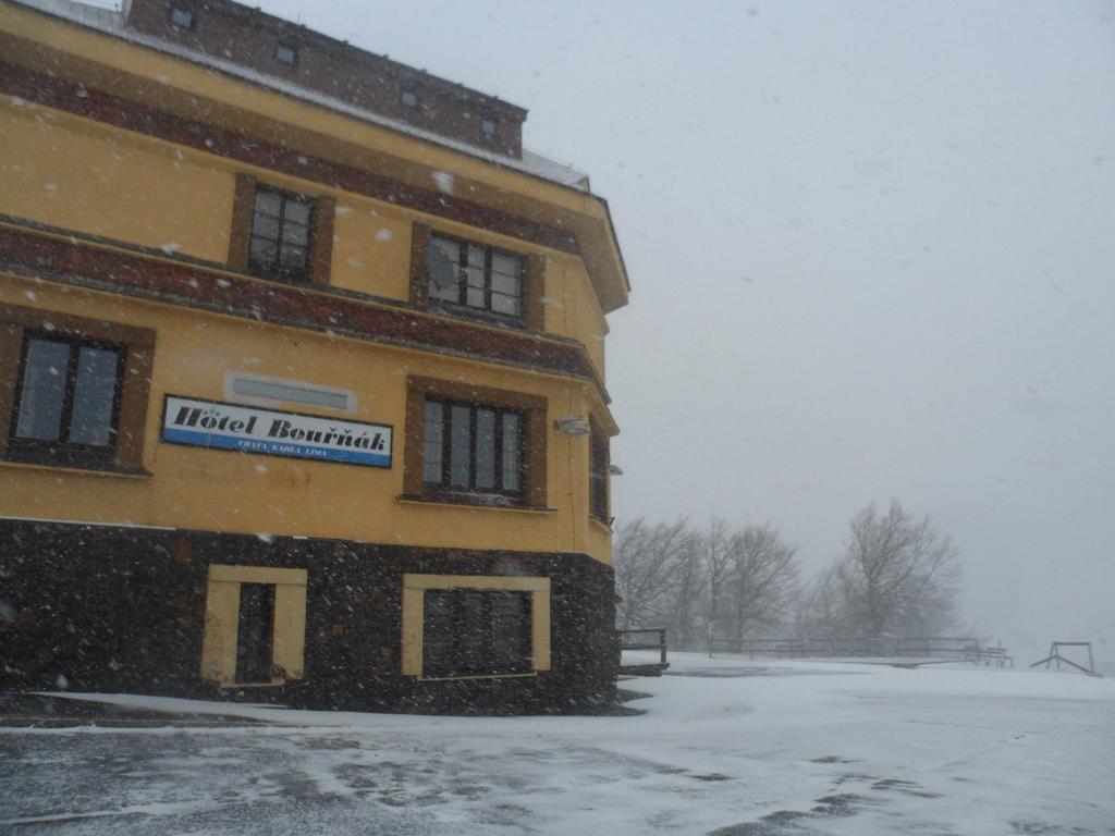 Pension Mikulka Mikulov v Krusnych Horach Экстерьер фото